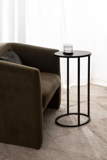 Kate and Laurel Natalli Modern Glam Metal Oval C-Table, 14 x 9 x 28, Black, Transitional Elegant Round C-Shaped Side Table for Use as Bedroom or Living Room Decor