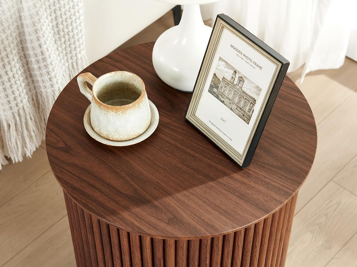 AVZEAR Small Round Side Table Fluted Night Stand Set of 2, 17.7" Mid Century Modern End Table, Circle Bedside Tables Wood Nightstands for Small Spaces, Living Room, Bedroom (Rustic Walnut)