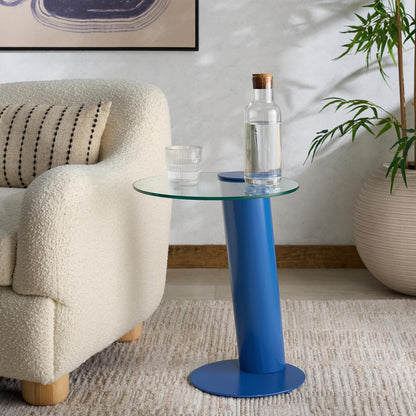 SAFAVIEH Couture Collection - Richardson Blue Metal Accent Table, Sculptural Modern Side Table, Round Glass Top Design (SFV6804C)