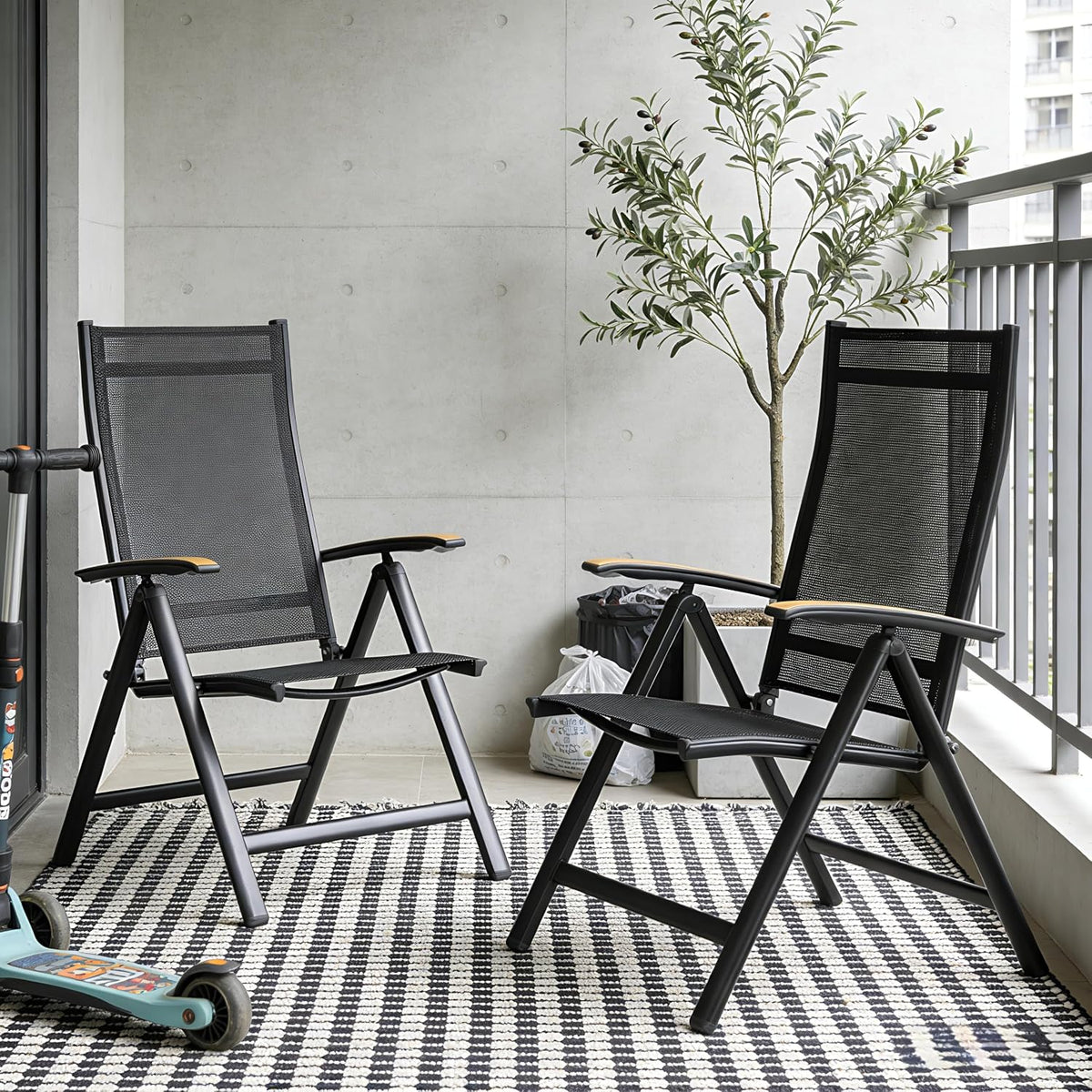 Folding Patio Chairs Set of 2, Aluminum High Back Outdoor Recliners with Teak Armrests, No Assembly Required, Adjustable