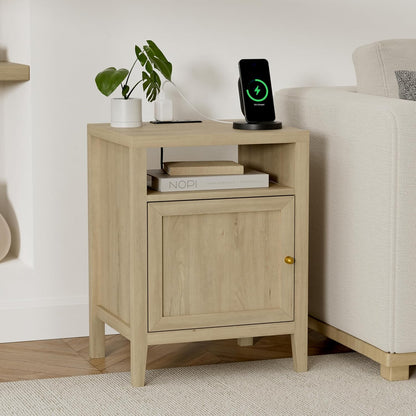 EYYTHUNG Farmhouse End Table with Charging Station Set of 2, Modern Nightstands with Storage and Open Shelf, Bedside Tables for Bedroom, Living Room, Light Oak